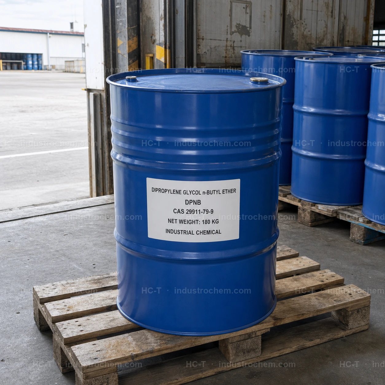 Dipropylene glycol n-butyl ether DPNB CAS 29911-79-9 in a 180 kg drum